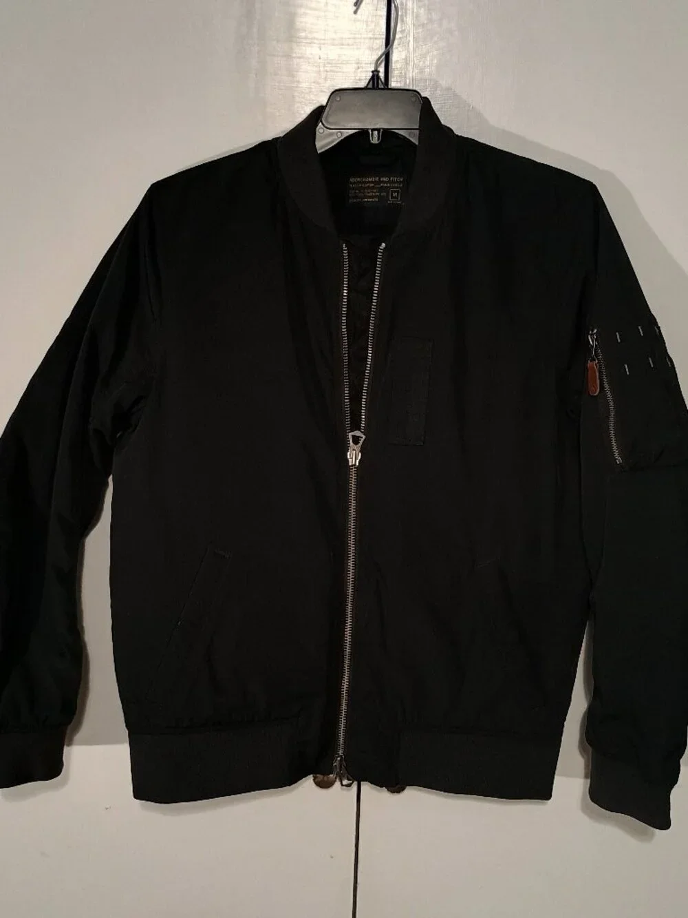 Abercrombie & Fitch Men’s M Black MA-1 Bomber Flight Jacket Utility Zip Pocket